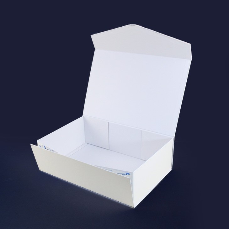 White Foldable Boxes